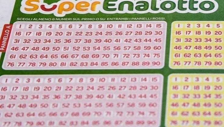 superenalotto,-centrato-un-5+1-da-oltre-un-milione.-e-il-jackpot-per-il-6-vola-a-330-milioni-e-200mila-euro