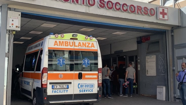 palermo,-la-grande-spartizione-delle-ambulanze-private.-il-“re”-del-business-e-gli-incontri-con-i-mafiosi