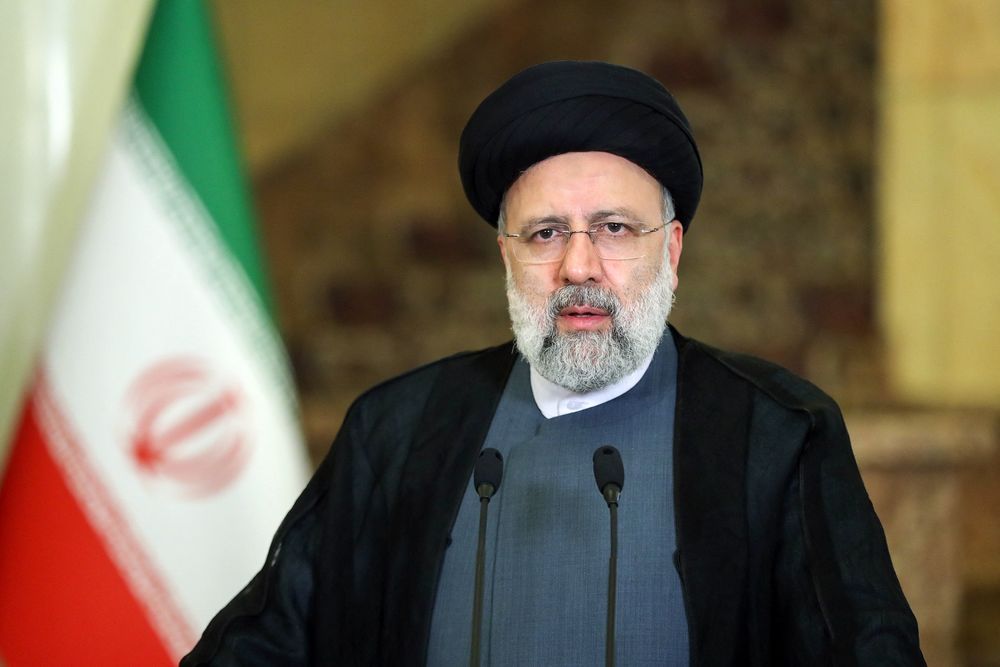 iran-presidente-raisi,-“non-mostreremo-misericordia-ai-nemici”.-confermata-morte-bambina-di-12-anni-–-agenpress