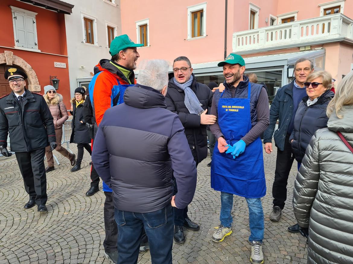 distribuite-mille-porzioni-alla-festa-del-broccolo-di-torbole