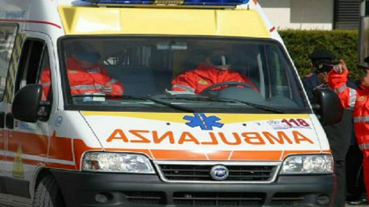 Ladispoli Morta Donna Travolta Da Camion Spazzatura 8760