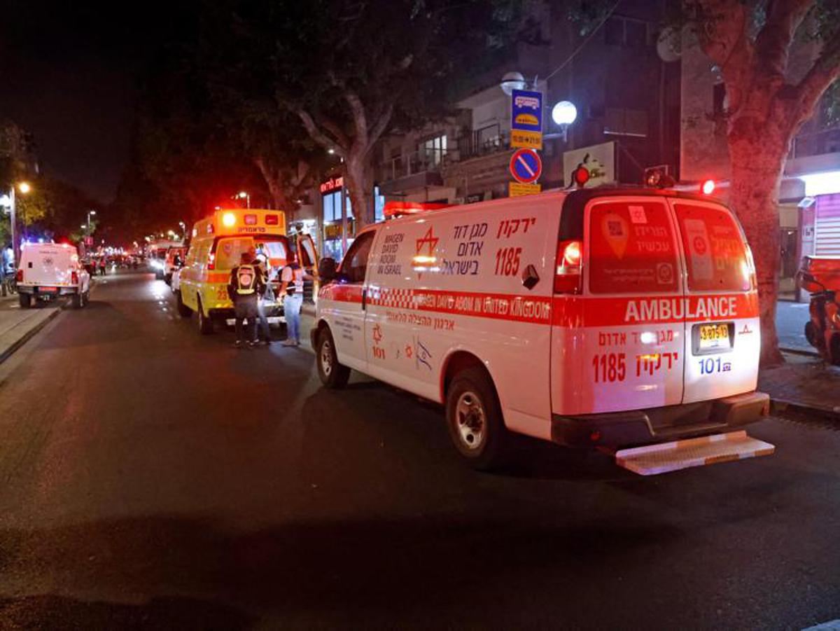 tel-aviv,-doppio-attacco:-1-morto-e-6-feriti